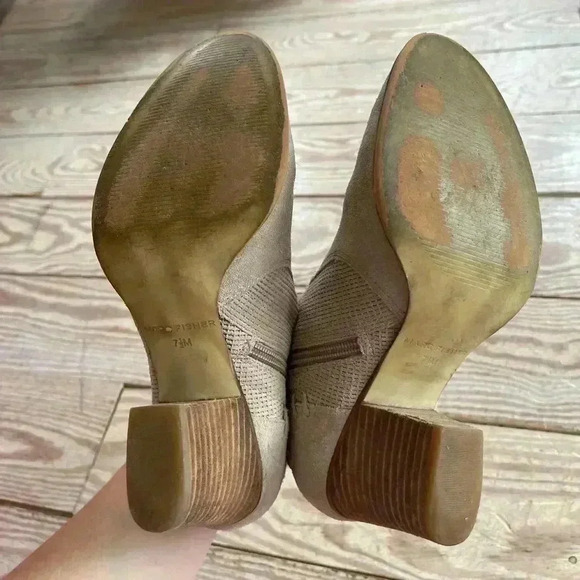 Marc Fisher Women's Cadis Ankle Booties size 7.5 - Picture 4 of 5